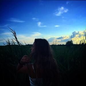 Meet your Posher, Kellyan